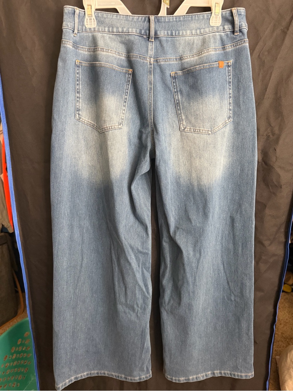 4 Pairs HALARA Wide-Leg Women's Jeans - Picture 3 of 12